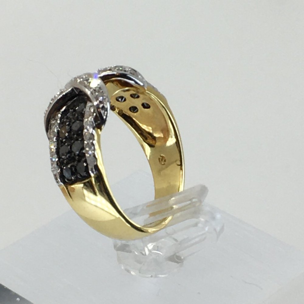 14kt Diamond Crossover Ring - image 5